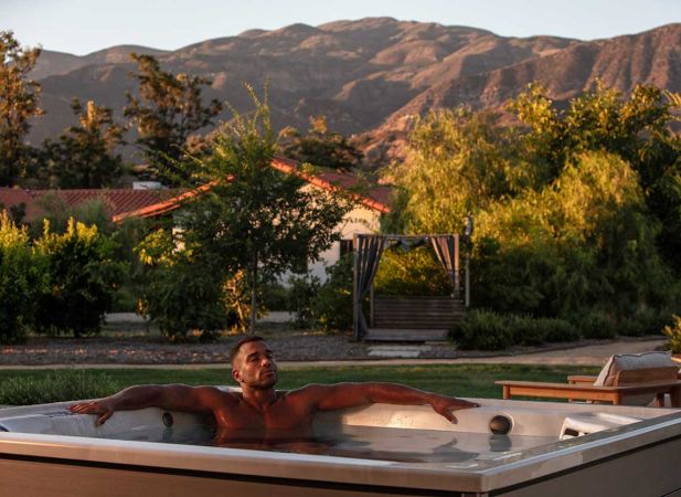 Spa J-LXL™ – Spa 5 places avec allonge et siège infrarouge FX-IR™