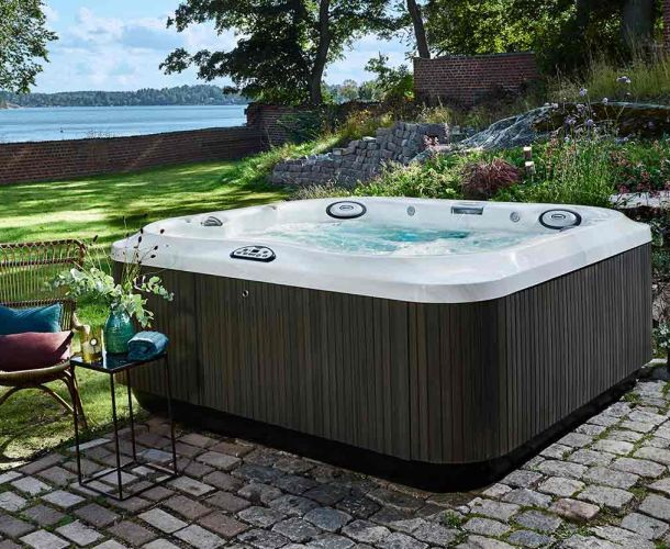 Spa J-375™ – Spa carré 5 places avec allonge et 50 jets PowerPro®